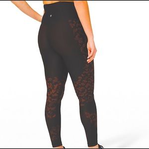 Lululemon Camo Leggings NWT Size 4